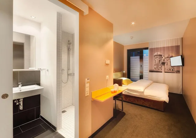 غرفة عائلية بسريرين مزدوجين، B&B Hotel Munchen-Moosach 5/5