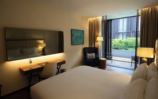 غرفة غراند بسرير كينج، Boeira Garden Hotel Porto Gaia, Curio Collection by Hilton 1/5