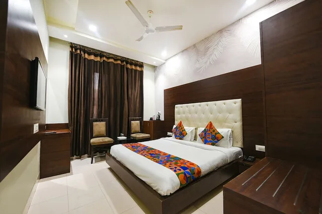 OYO Rooms Railway Station Exit Gate, Amritsar 27/60