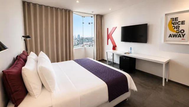 Deluxe, King Bed, BTH Hotel Boutique Concept 2/5