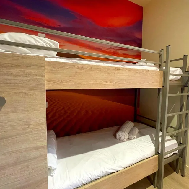 غرفة عائلية بشرفة، Hex Wildlife Hotel at Yorkshire Wildlife Park 1/1