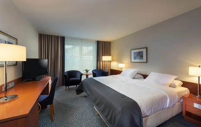 غرفة كلاسيكية مزدوجة، Maritim Hotel Wurzburg 1/3