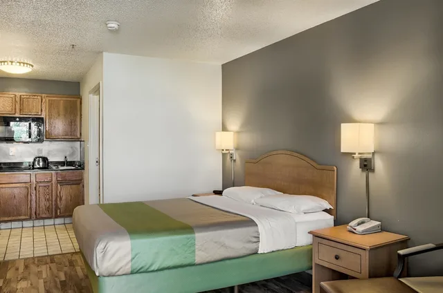 غرفة قياسية بسرير كوين للمدخنين، Studio 6 Extended Stay - Ocean Springs, MS 5/8