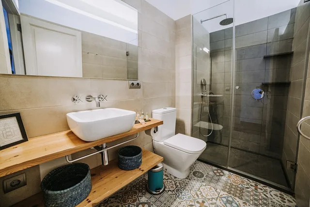 غرفة بسرير مزدوج بشرفة، Petit Hotel 5 Fars - Adults Only 5/6