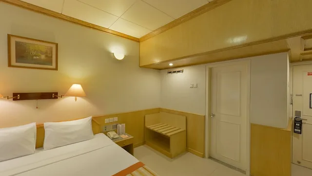 غرفة قياسية بسريرين منفصلين، Grand Astoria Hotel 5/10