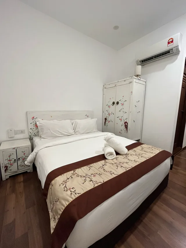 Standard, Queen Bed, No Window, Mclane Boutique Hotel 6/7