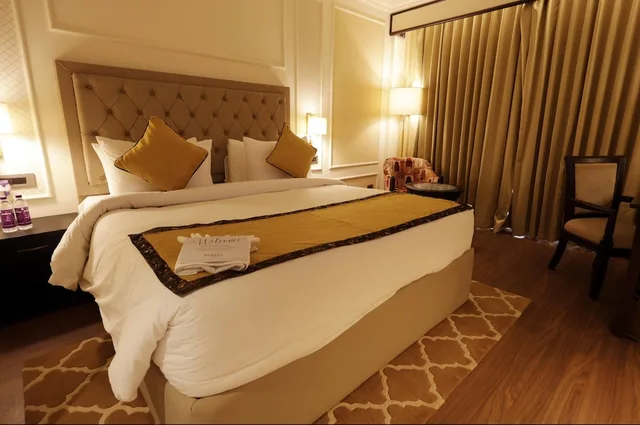 غرفة فاخرة بسريرين منفصلين، Ramada by Wyndham Jaisalmer Barmer Road 6/8