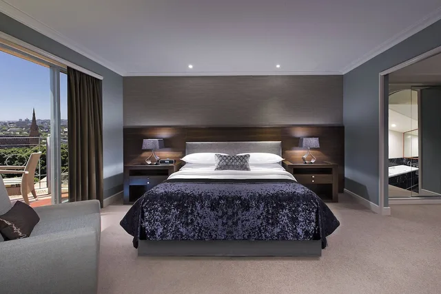1 Bedroom, Club, Suite, Double Bed, Terrace, Sheraton Grand Sydney Hyde Park Ex Sheraton On the Park 1/9