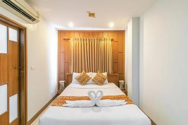 غرفة قياسية بسرير مزدوج، Lotus Hotel Patong 1/4