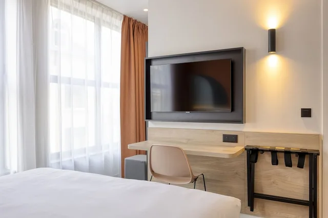 غرفة ثلاثية بسرير مزدوج وسرير فردي، B&B Hotel Hasselt 4/5