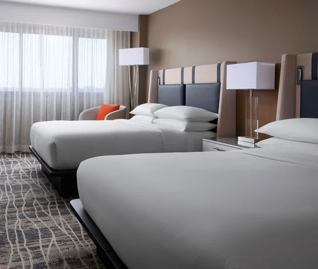 غرفة تنفيذية بسريرين كوين، Nashville Airport Marriott 1/2