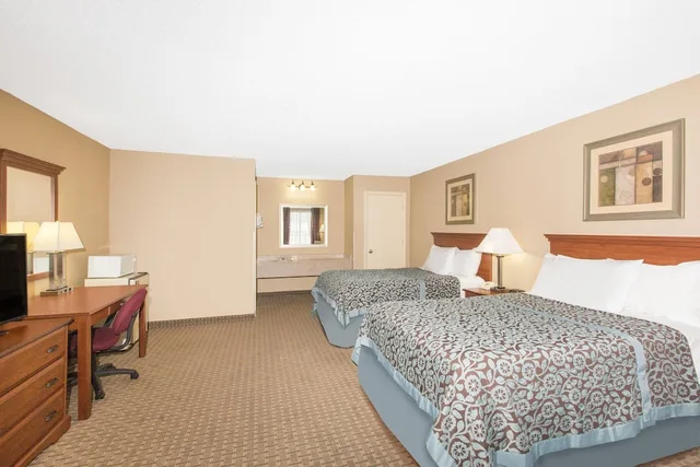 غرفة بسريرين كوين، Days Inn by Wyndham Ripley 1/2