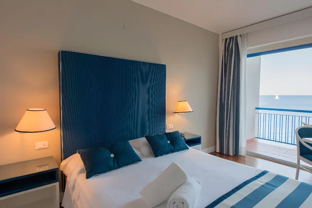 Blue, Single, Double Bed، Splendid Hotel La Torre 1/1