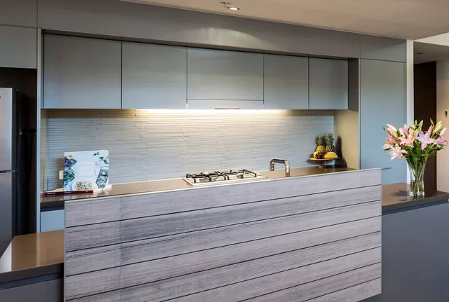 Oaks Redcliffe Mon Komo Suites, North Lakes, Narangba 9/77