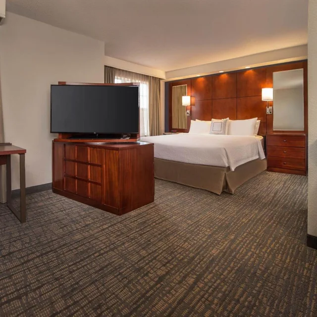 استوديو كبير ركني بسرير كينج مع أريكة، Residence Inn Dulles Airport At Dulles 28 Centre 1/2