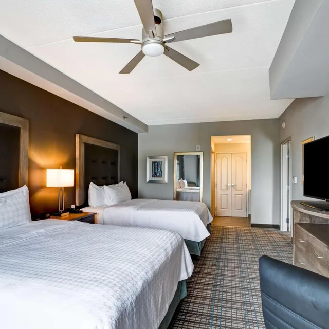 جناح بسريرين كوين بغرفة نوم واحدة مع أريكة، Homewood Suites by Hilton Nashville Franklin Cool Springs 1/5