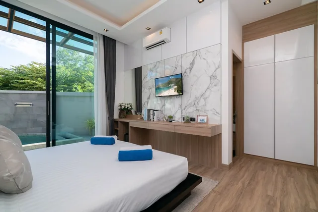 Pool, 5 Bedrooms, Central, Deluxe, Villa, 4 King Beds, 2 Queen Beds, Rawai Vip Villas Kids Park And Spa 5/10