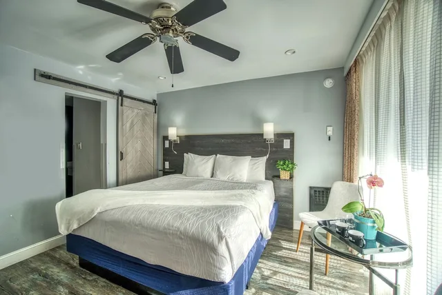 غرفة بسرير كينج تُحدَّد حسب التوفر، Wharf Inn 1/10