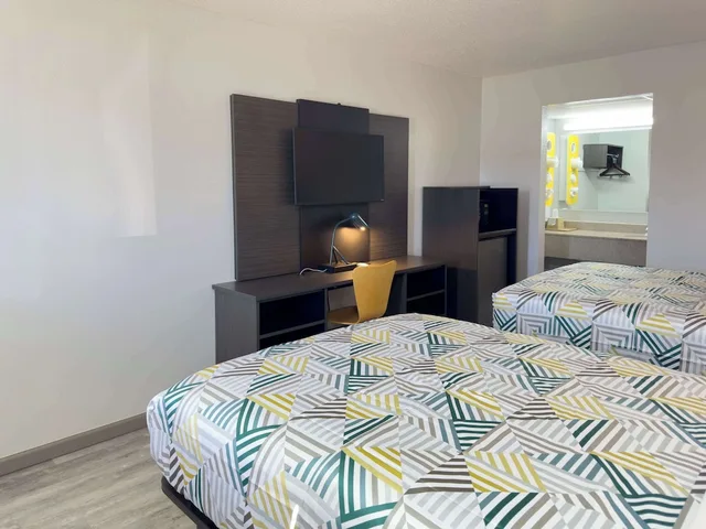 غرفة قياسية بسريرين مزدوجين، Motel6 Dyersburg, TN 6/10