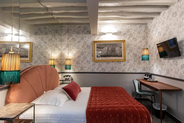 غرفة بسرير مزدوج، Dauphine Saint Germain Hotel 4/8