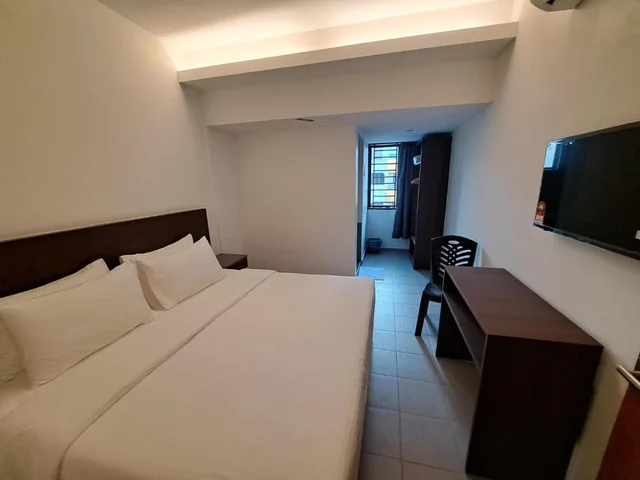 غرفة ديلوكس بسرير كينج، Hotel Al Abraar 1/9