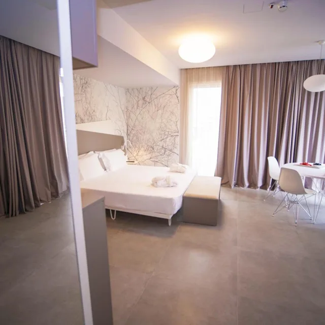 جناح جونيور، Malavoglia Inn 5/10