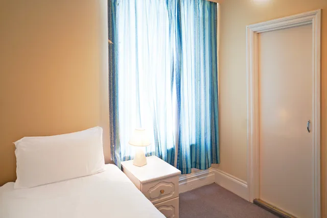 غرفة قياسية مفردة، OYO Langford Hotel, Brighton & Hove 5/8