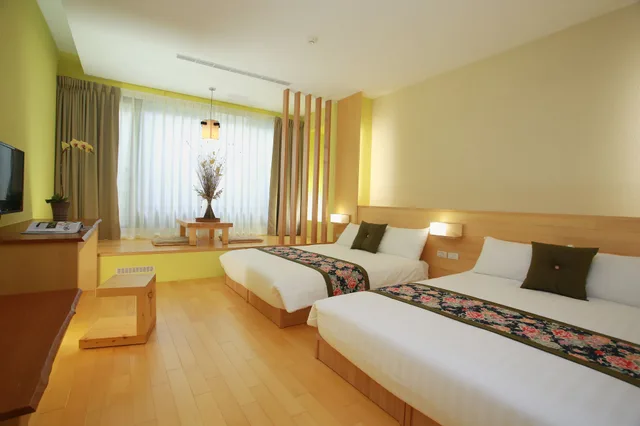 Gallery, Quadruple, 2 Double Beds، Green Life Spa 1/3