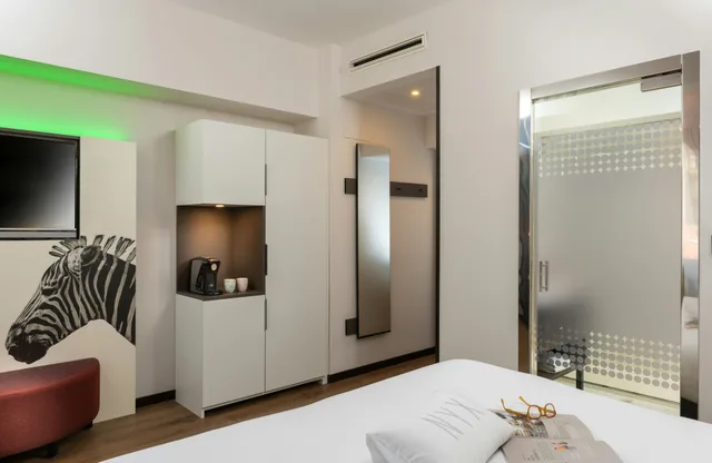 Down to Earth, Double Bed, City View، NYX Hotel Bilbao by Leonardo Hotels 5/7