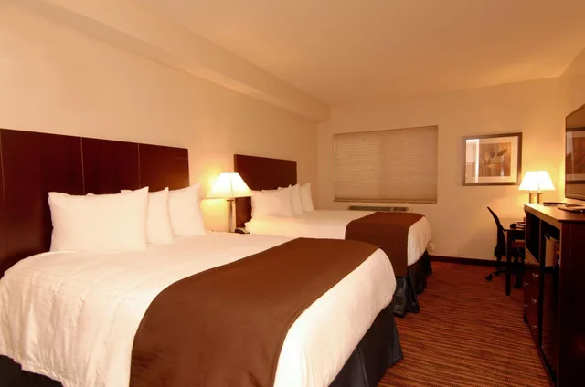 غرفة بسريرين كوين، Cobblestone Inn & Suites - Fort Madison 6/7