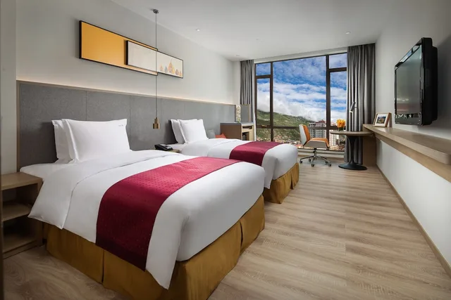 غرفة قياسية بسريرين منفصلين، Holiday Inn Batang 2/4