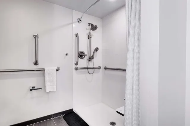 Suite, King Bed, Sofa, Accessible, Embassy Suites by Hilton Raleigh Crabtree 3/3