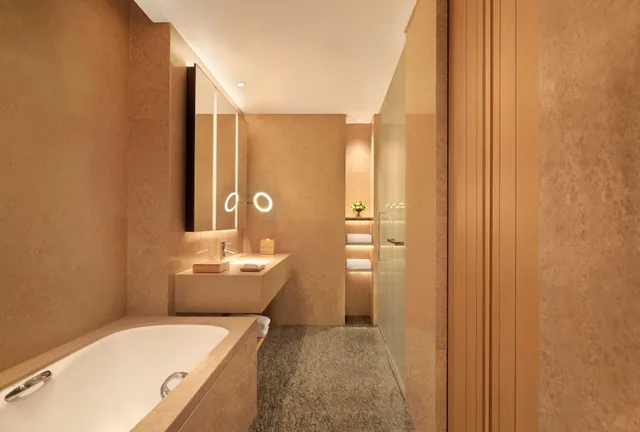 Regency, Family Suite, King Bed, Hyatt Regency Beijing Wangjing 3/3