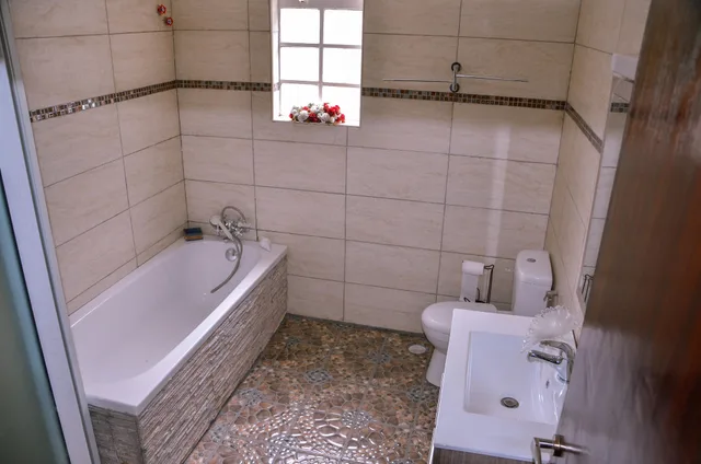 شقة بسرير كوين وسرير مزدوج بغرفتي نوم، Geomara Private Estate Miotoni Heights Karen 4/4