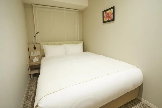 غرفة قياسية بسرير مزدوج، Quintessa Hotel Tokyo Haneda Comic & Books 3/3