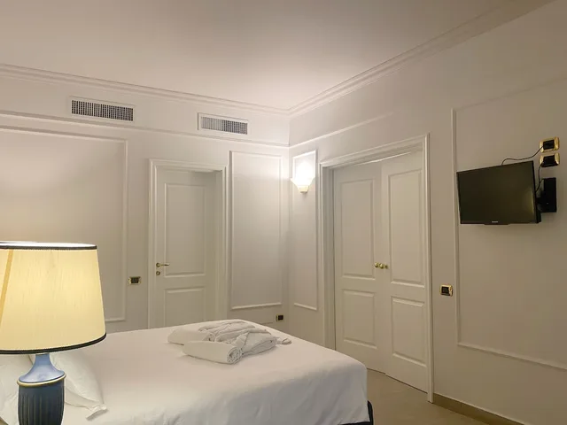 جناح بسريرين منفصلين بإطلالة على الحديقة مع أريكة، Altafiumara Resort & Spa 7/10