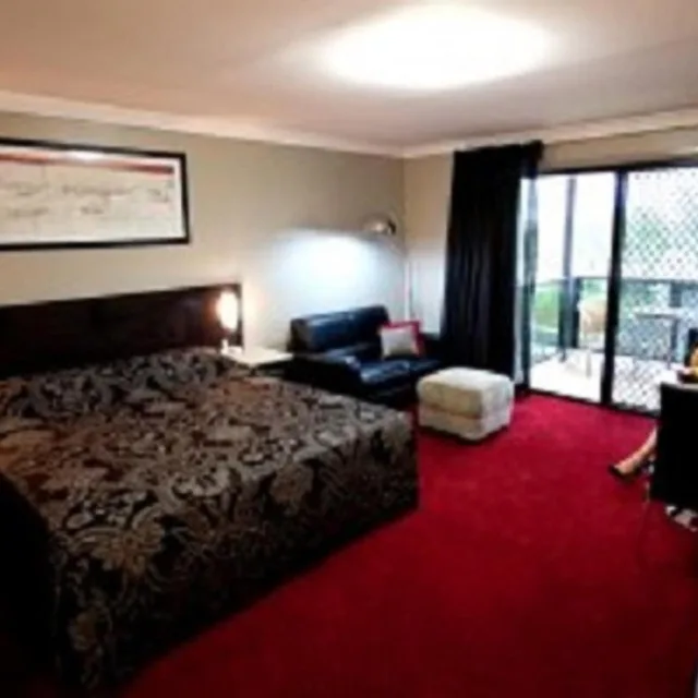 غرفة سوبيريور بسرير كينج، Cattlemans Country Motor Inn & Serviced Apartments 7/10
