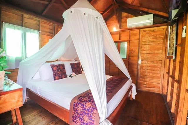 بنغل بسرير كوين، Villa Jj And Spa Ubud 6/10
