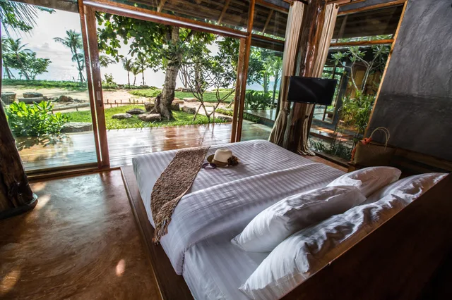 Oriental, Villa, King Bed, Beach Front، Andalay Beach Resort Koh Libong 5/10