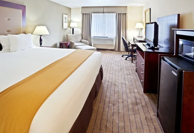 غرفة قياسية بسرير كينج، Holiday Inn Express Portland South - Lake Oswego 4/10