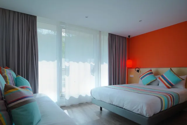 غرفة ثلاثية، Hotel La Regence 2/9
