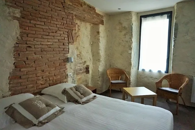 Romantic, Double Bed, HOTEL DE LA COURONNE 3/6