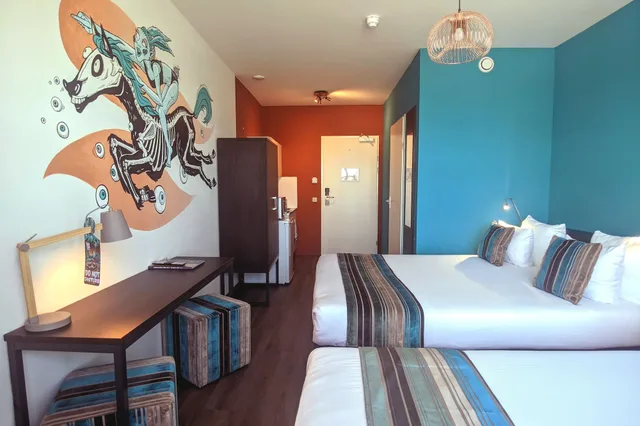 Family, Quadruple, 2 Double Beds, Amsterdam Teleport Hotel 5/9