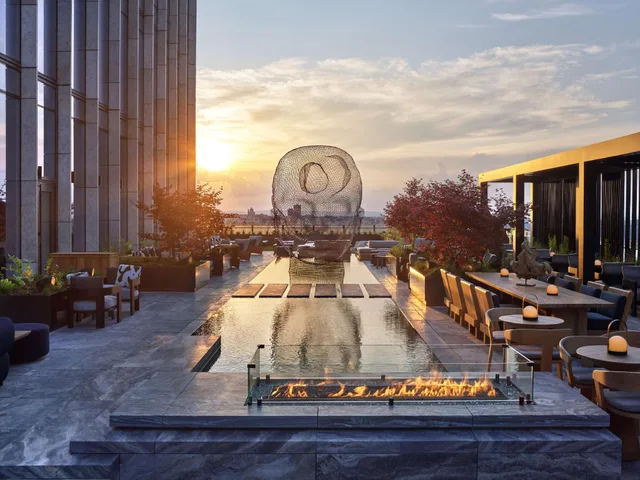 جناح جونيور ديلوكس، Equinox Hotel 1/1