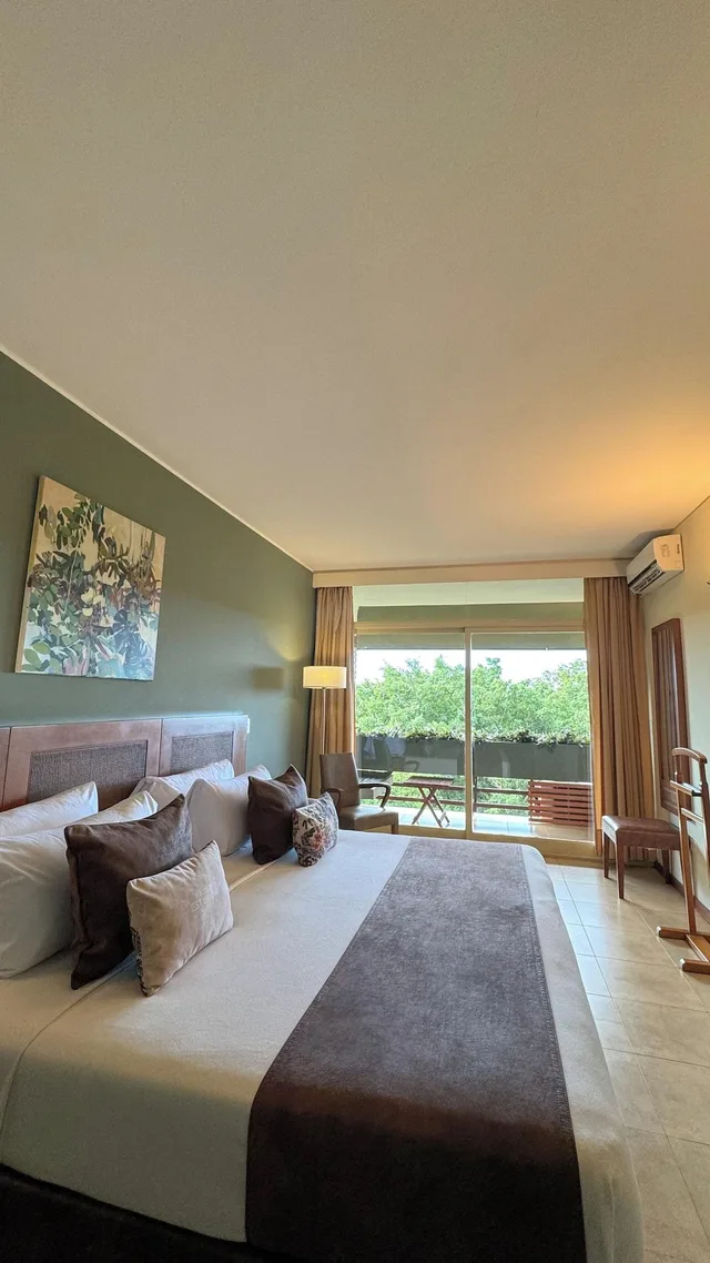 Regency, Superior، Raices Esturion 3/5