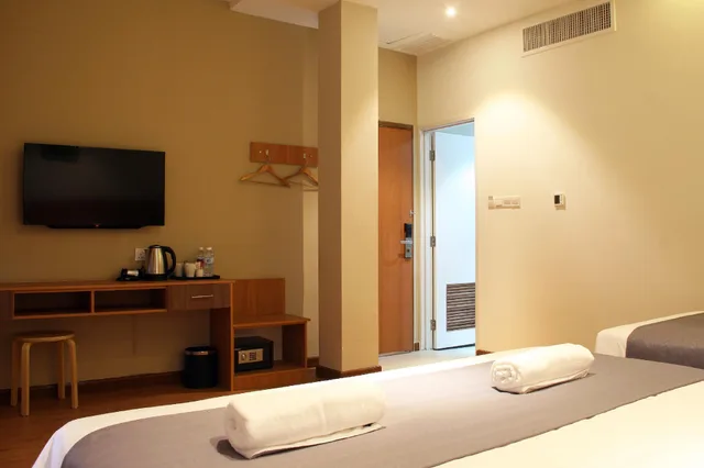 غرفة ديلوكس عائلية ثلاثية، Ahyu Hotel 2/2