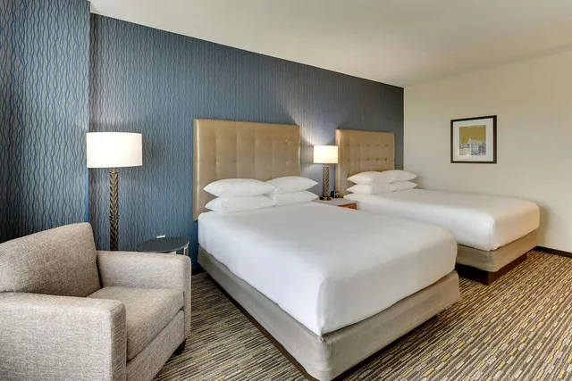 غرفة بسريرين كوين في طابق مرتفع، Drury Inn & Suites Lafayette IN 4/6