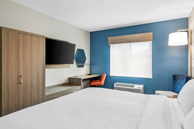 غرفة قياسية بسرير كوين، Holiday Inn Express Hotel Suites Ogden 2/9