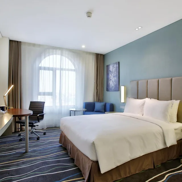 غرفة قياسية بسرير كينج وسرير كوين، HOLIDAY INN EXPRESS LANGFANG PARK VIEW 1/7