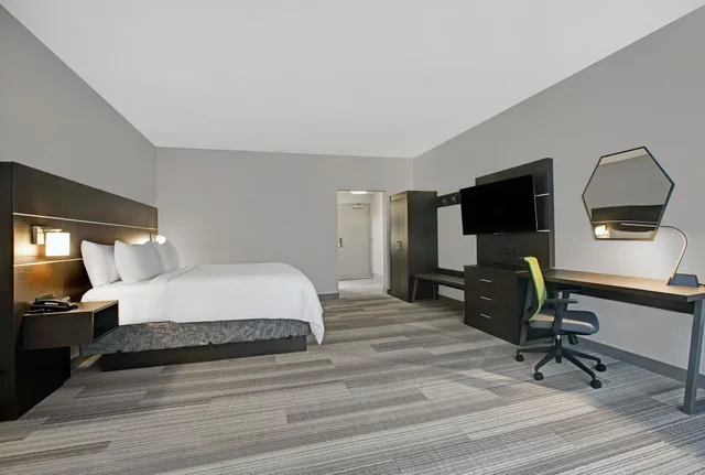 غرفة قياسية بسرير فردي، Holiday Inn Express Milwaukee Downtown 1/4